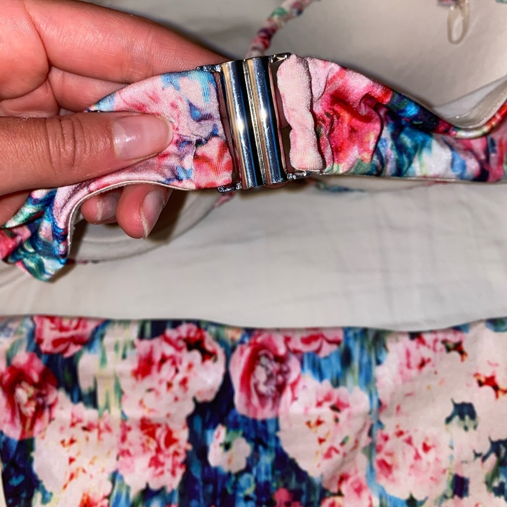 FLORAL SILK BIKINI - Picture 4 of 6